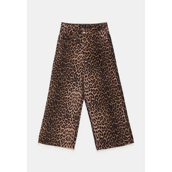 Leopard Print Culotte Jeans - Picture 3 of 9